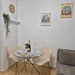 Zencozy - Free Underground Parking شقة