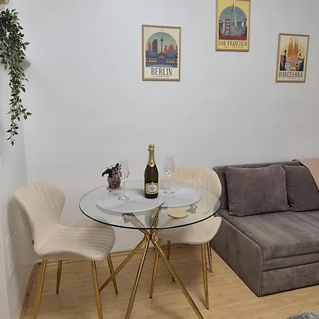 Apartament Zencozy - Free Underground Parking *