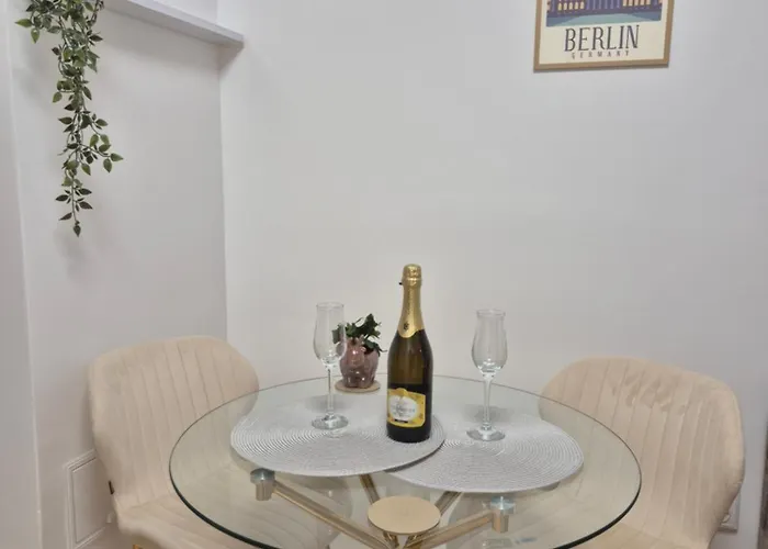 Zencozy - Free Underground Parking * Bucharest